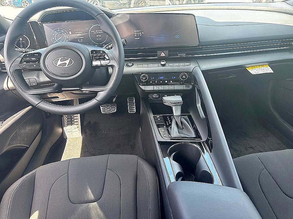 new 2025 Hyundai ELANTRA HEV car, priced at $25,601