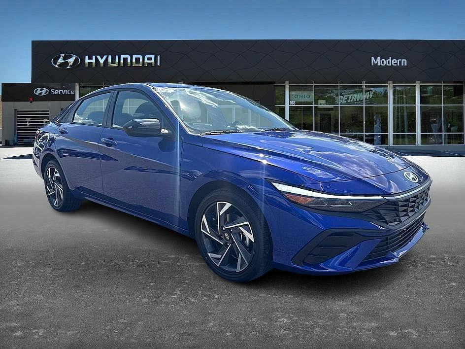 new 2025 Hyundai ELANTRA HEV car, priced at $25,601