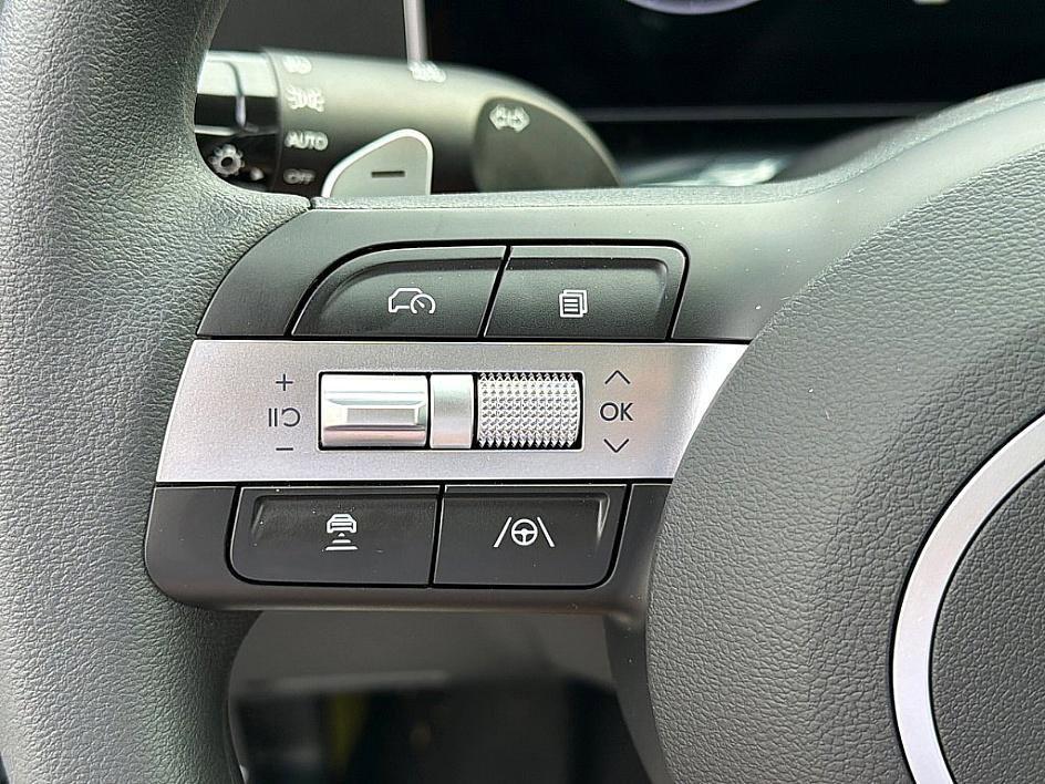 new 2026 Hyundai TUCSON Hybrid car, priced at $32,136