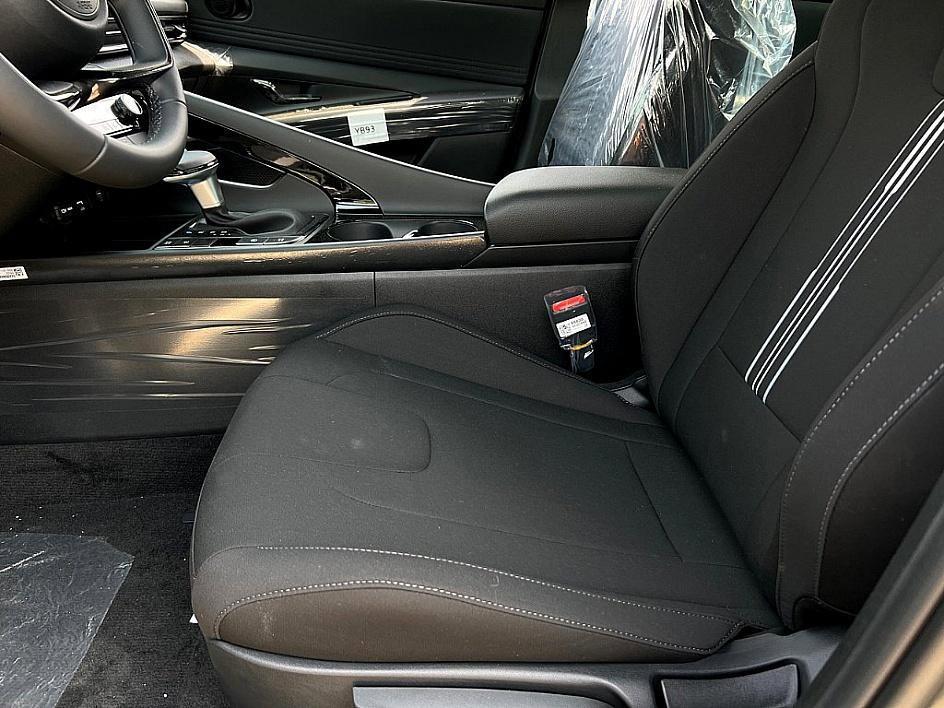 new 2025 Hyundai ELANTRA HEV car, priced at $27,215