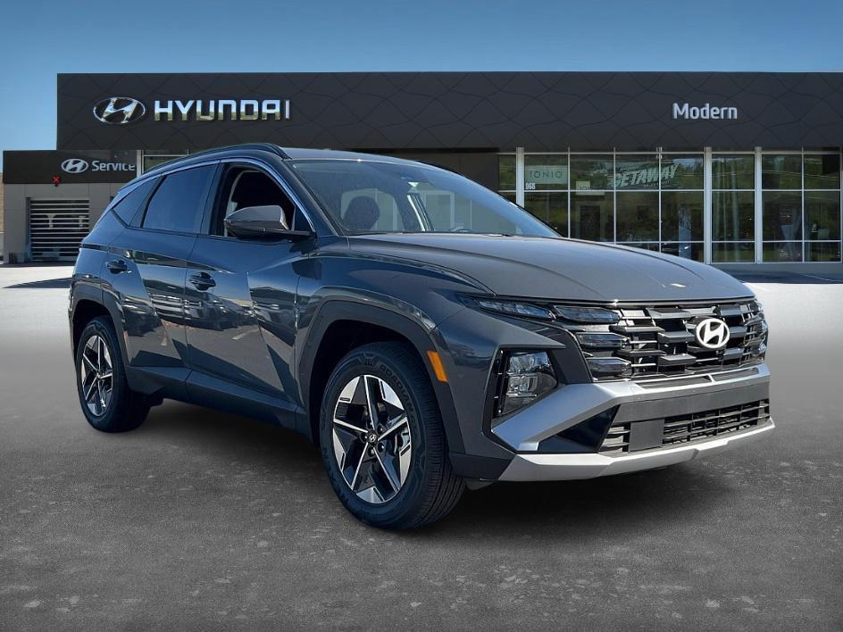 new 2026 Hyundai TUCSON Hybrid car, priced at $31,951