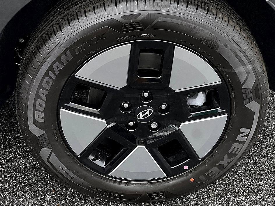 new 2026 Hyundai SANTA FE HEV car, priced at $35,494