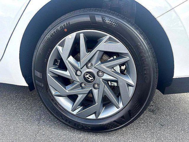 new 2025 Hyundai ELANTRA HEV car, priced at $24,113