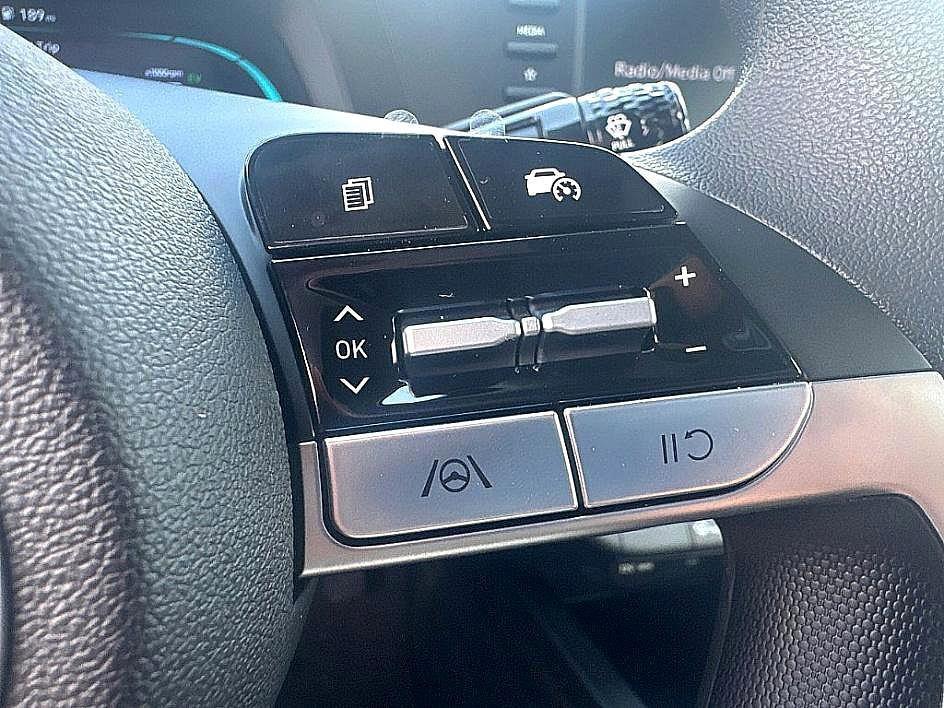 new 2025 Hyundai ELANTRA HEV car, priced at $24,113