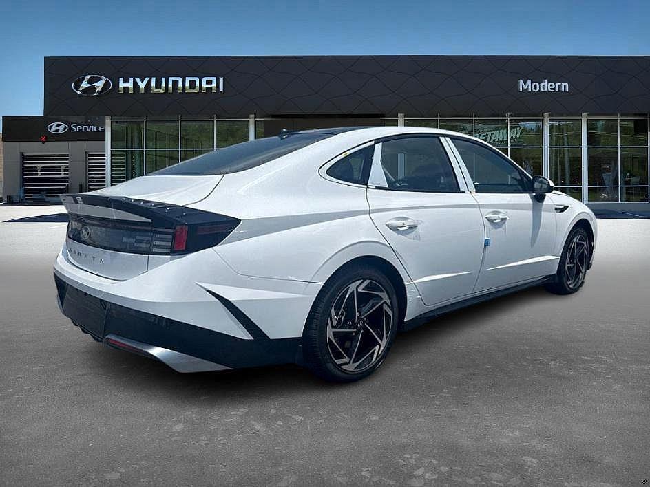 new 2025 Hyundai Sonata car, priced at $30,457