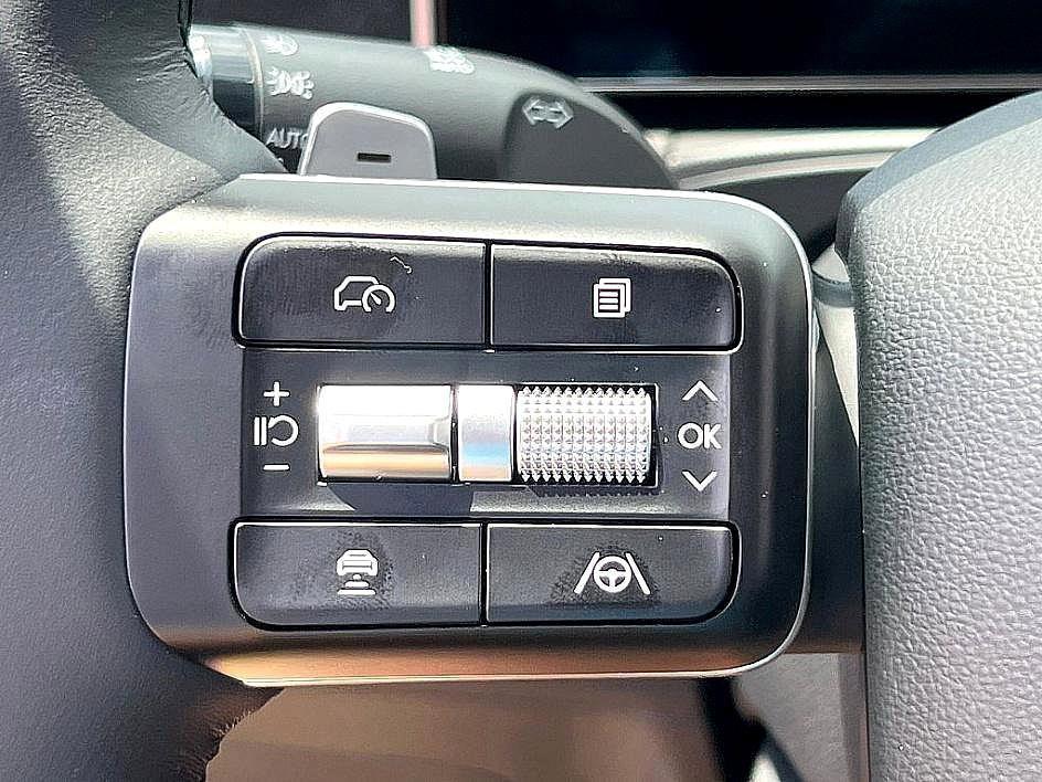 new 2025 Hyundai SANTA FE HEV car, priced at $34,626