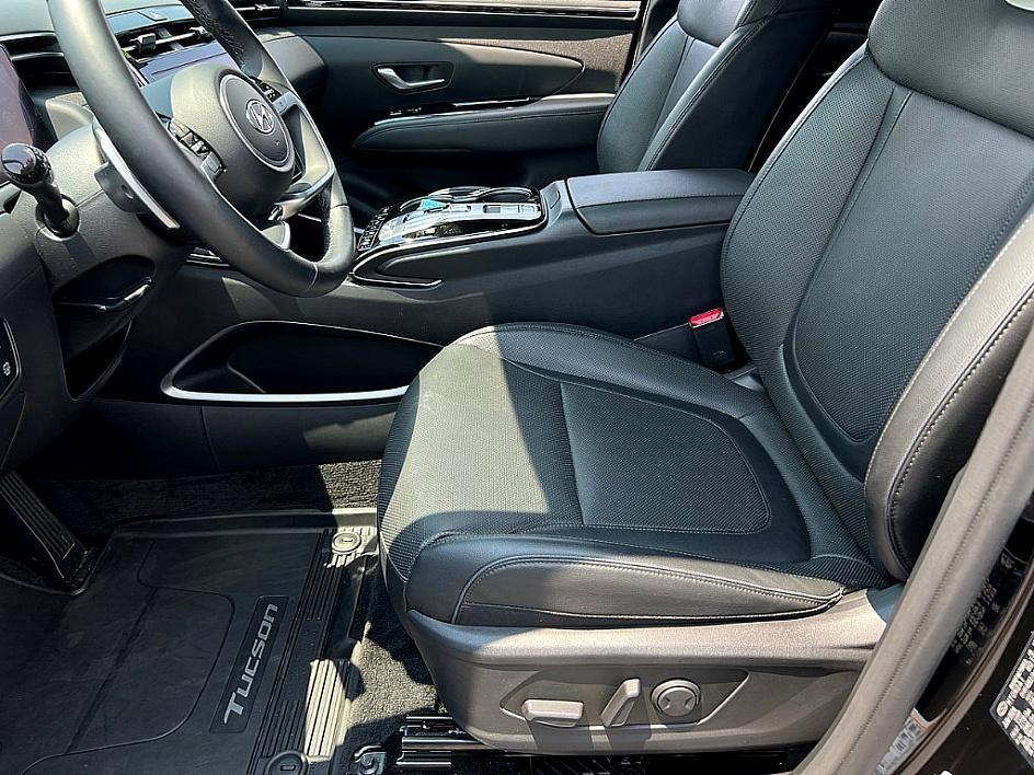 used 2024 Hyundai TUCSON Hybrid car, priced at $33,792