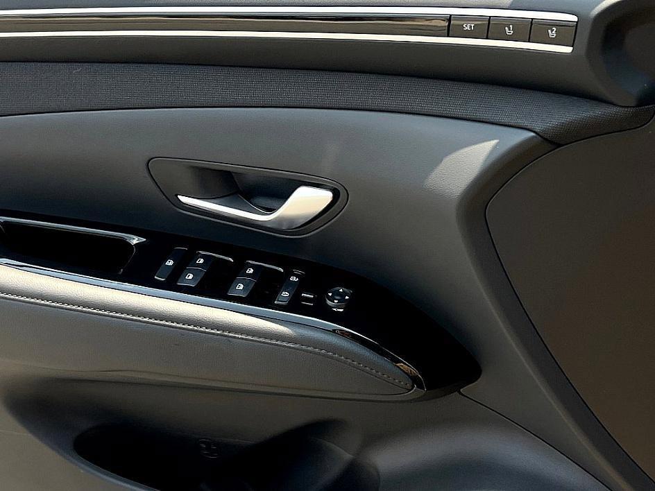 used 2024 Hyundai TUCSON Hybrid car, priced at $33,792