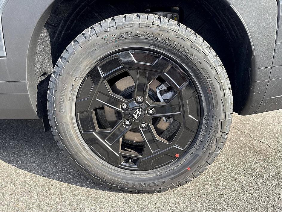 new 2025 Hyundai Santa Fe car, priced at $39,558