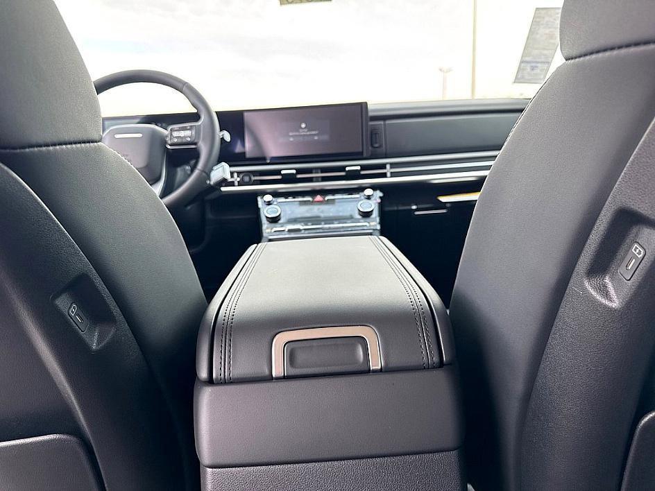 new 2025 Hyundai Santa Fe car, priced at $39,558