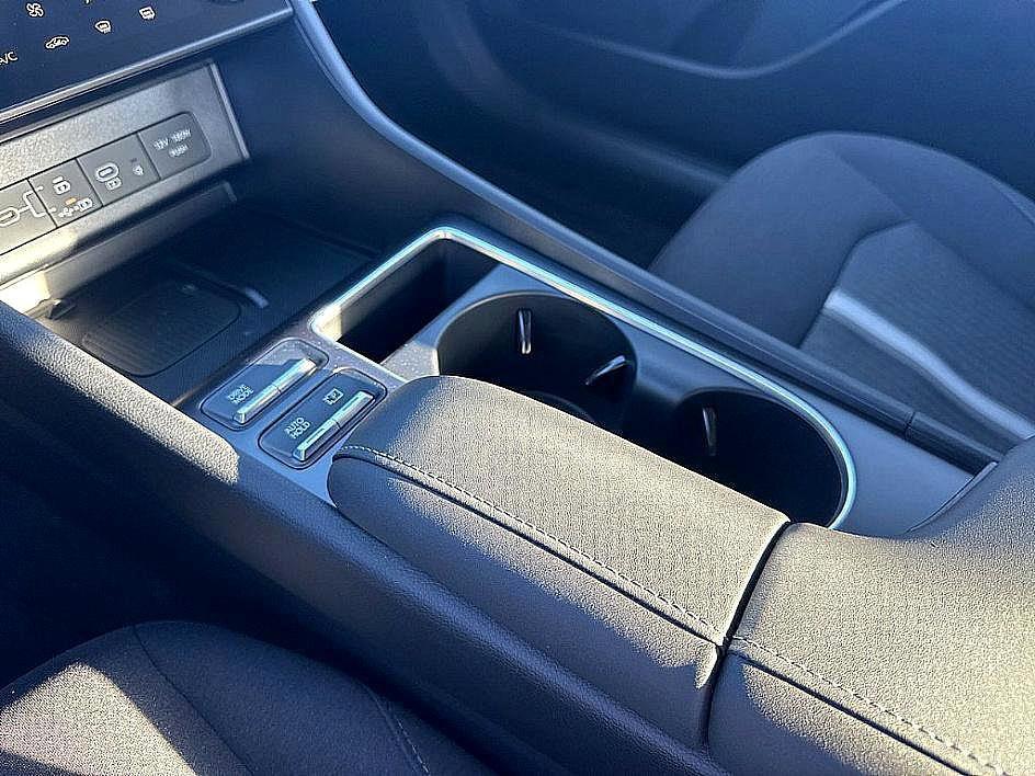 new 2025 Hyundai Sonata Hybrid car, priced at $29,893