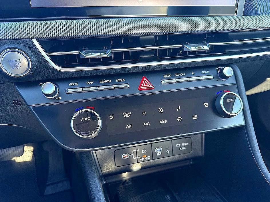 new 2025 Hyundai Sonata Hybrid car, priced at $29,893