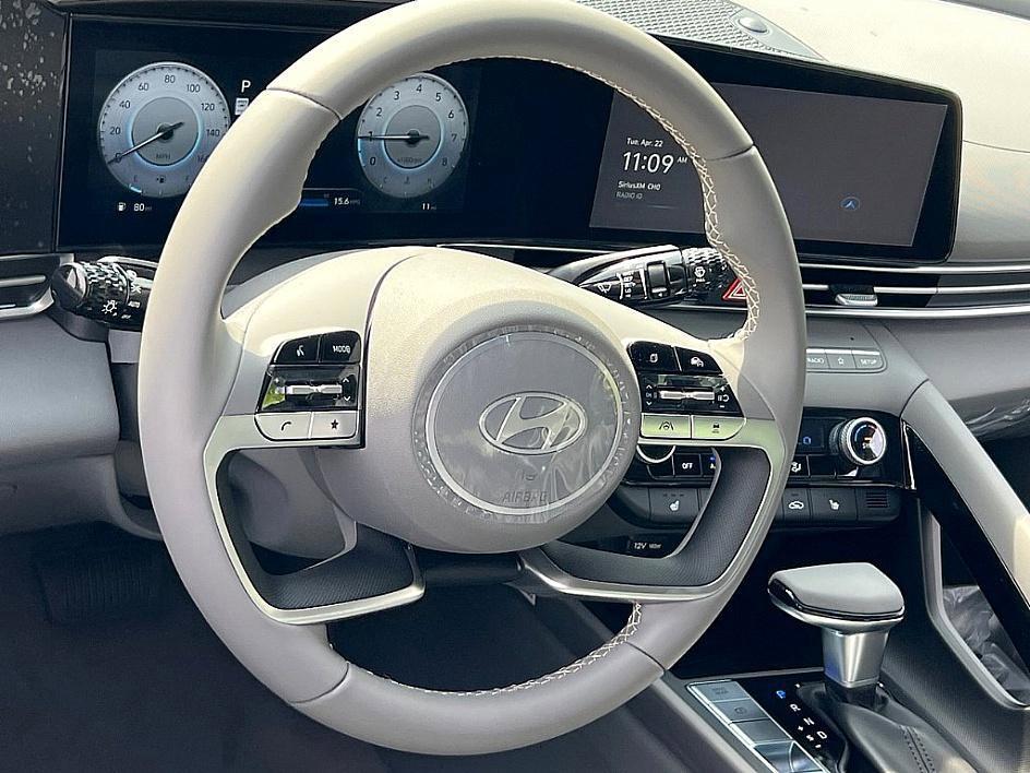 new 2025 Hyundai Elantra car, priced at $25,614
