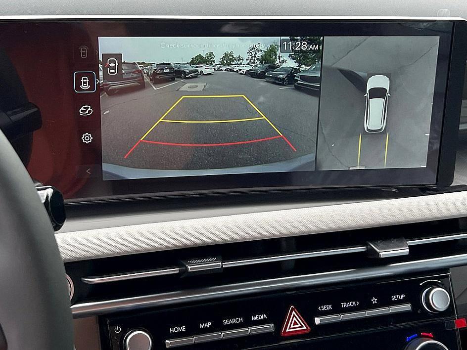 new 2025 Hyundai TUCSON Hybrid car, priced at $41,216