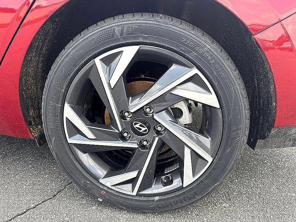 new 2025 Hyundai Elantra car, priced at $23,591