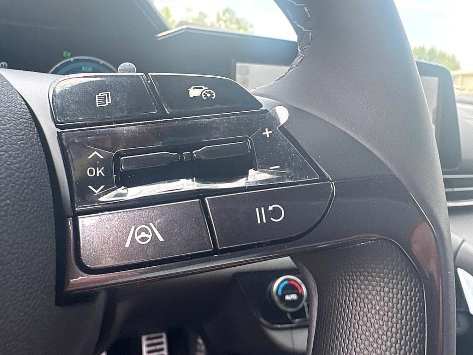 new 2025 Hyundai ELANTRA HEV car, priced at $27,397
