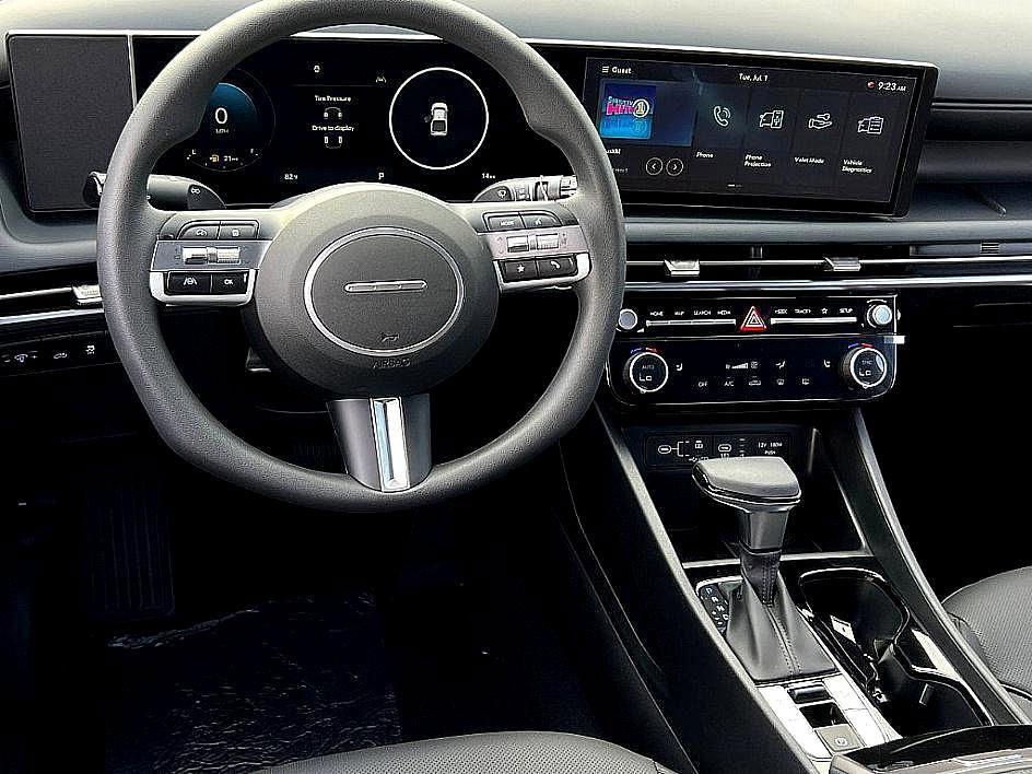 new 2025 Hyundai SANTA CRUZ car, priced at $33,872