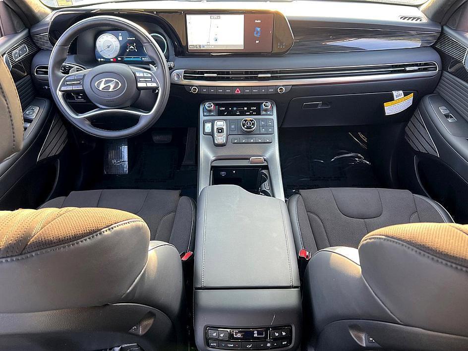 used 2025 Hyundai Palisade car, priced at $45,998