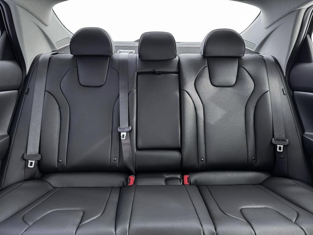 new 2026 Hyundai Elantra car, priced at $27,758