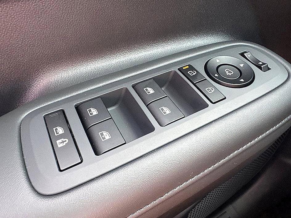 new 2026 Hyundai SANTA FE HEV car, priced at $45,702