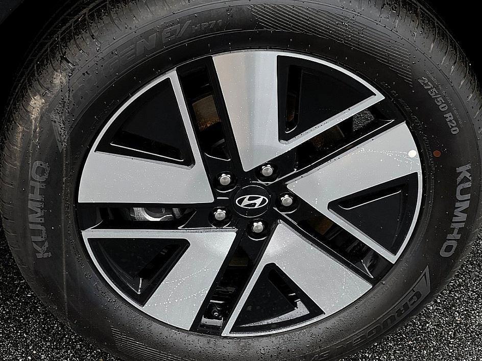 new 2026 Hyundai IONIQ 9 car, priced at $61,838