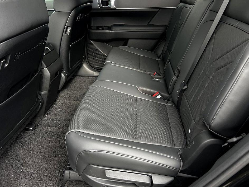 new 2026 Hyundai SANTA FE HEV car, priced at $37,235