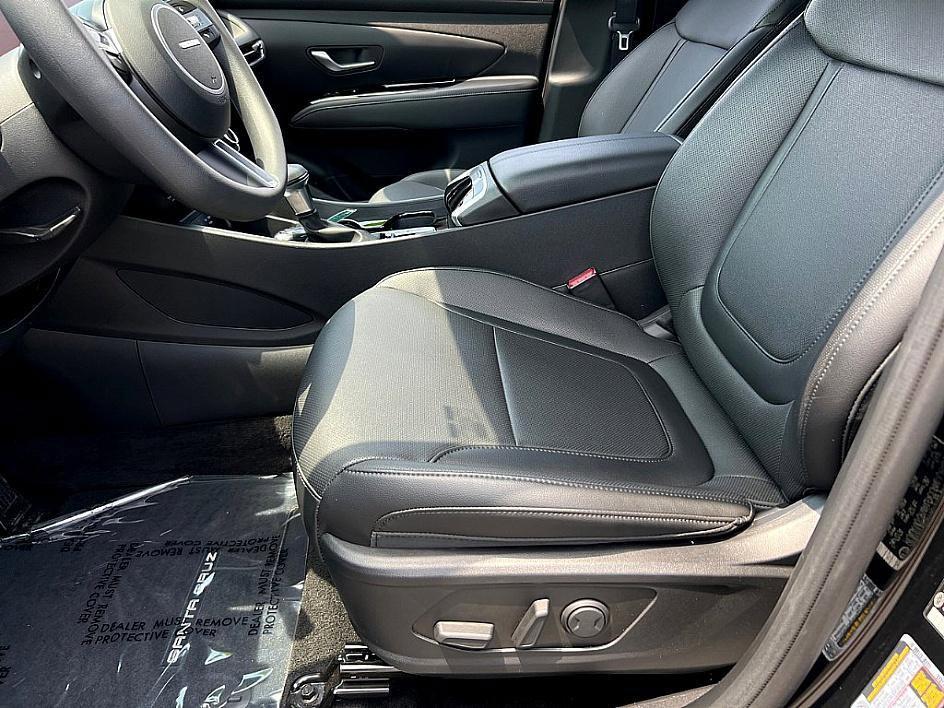 used 2025 Hyundai SANTA CRUZ car, priced at $27,245