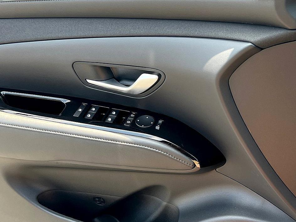 used 2025 Hyundai SANTA CRUZ car, priced at $27,245