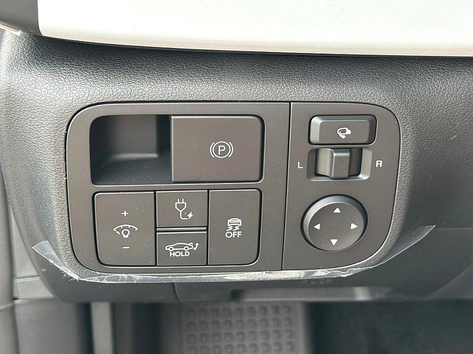 new 2025 Hyundai IONIQ 6 car, priced at $44,451