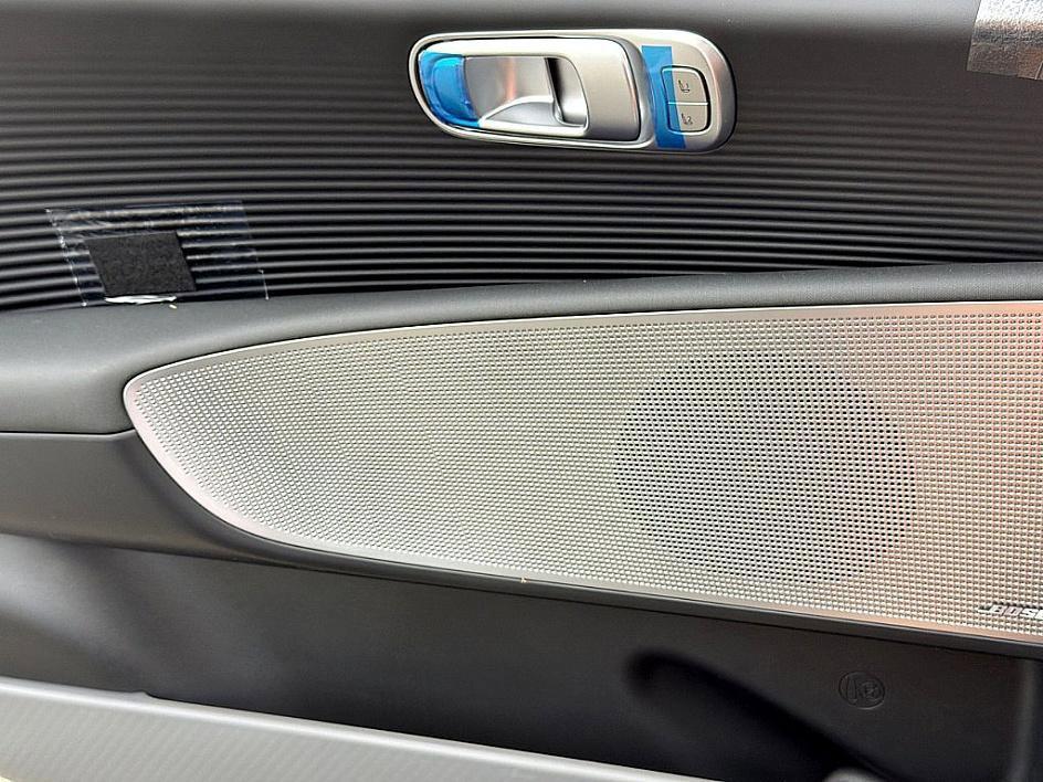 new 2025 Hyundai IONIQ 6 car, priced at $44,451