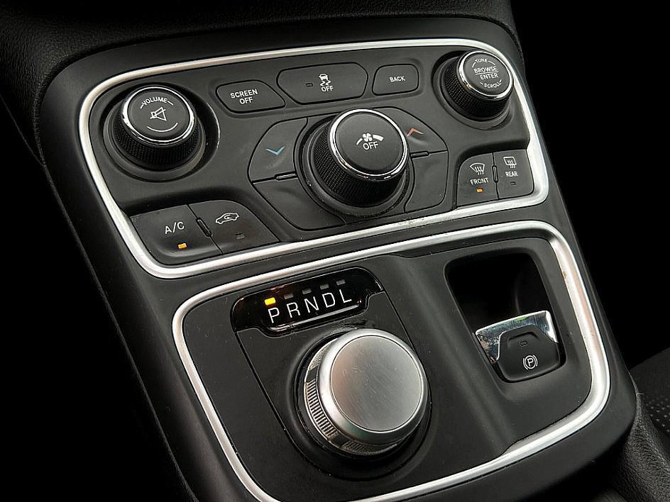 used 2015 Chrysler 200 car, priced at $7,429