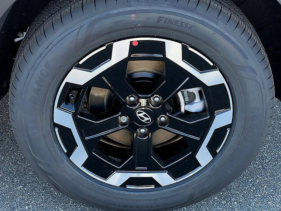 new 2025 Hyundai Santa Fe car, priced at $37,654