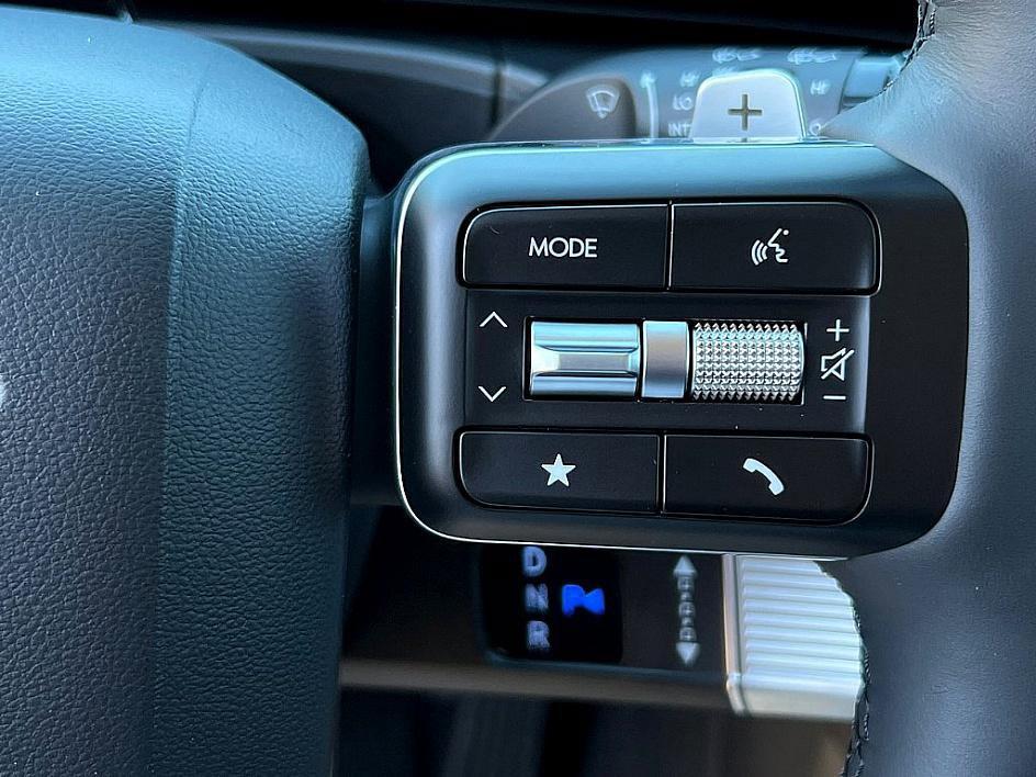 new 2025 Hyundai Santa Fe car, priced at $37,654