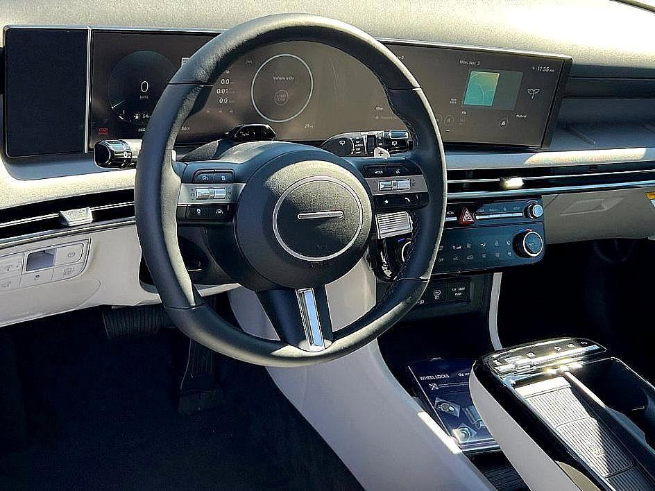 new 2026 Hyundai TUCSON Hybrid car, priced at $40,819