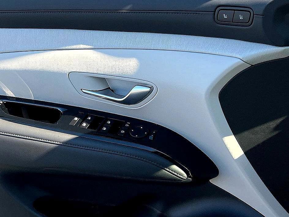 new 2026 Hyundai TUCSON Hybrid car, priced at $40,819