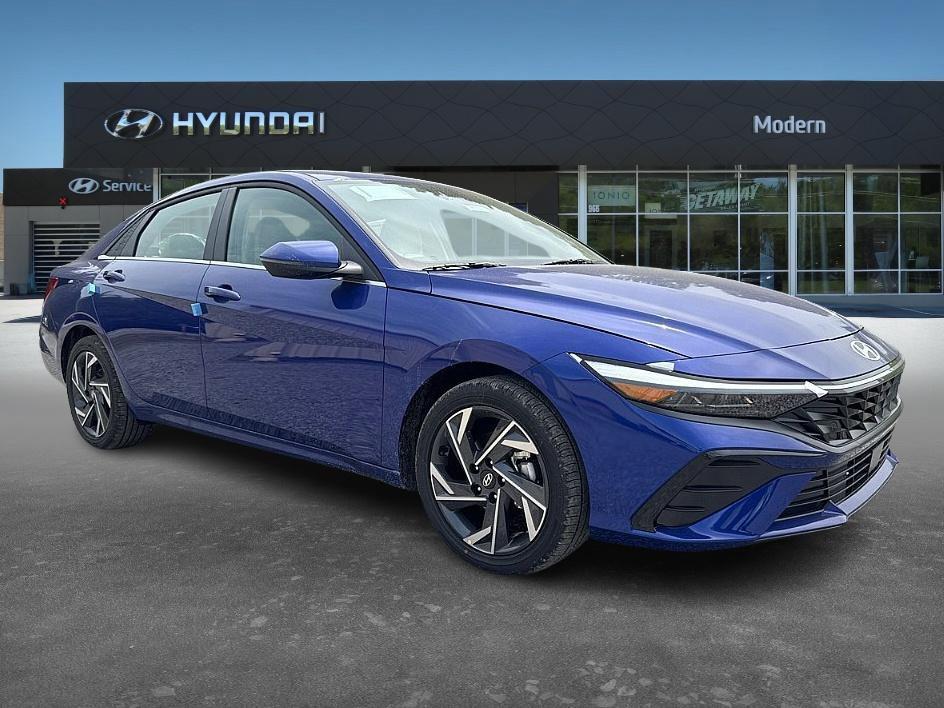 new 2025 Hyundai ELANTRA HEV car, priced at $29,684
