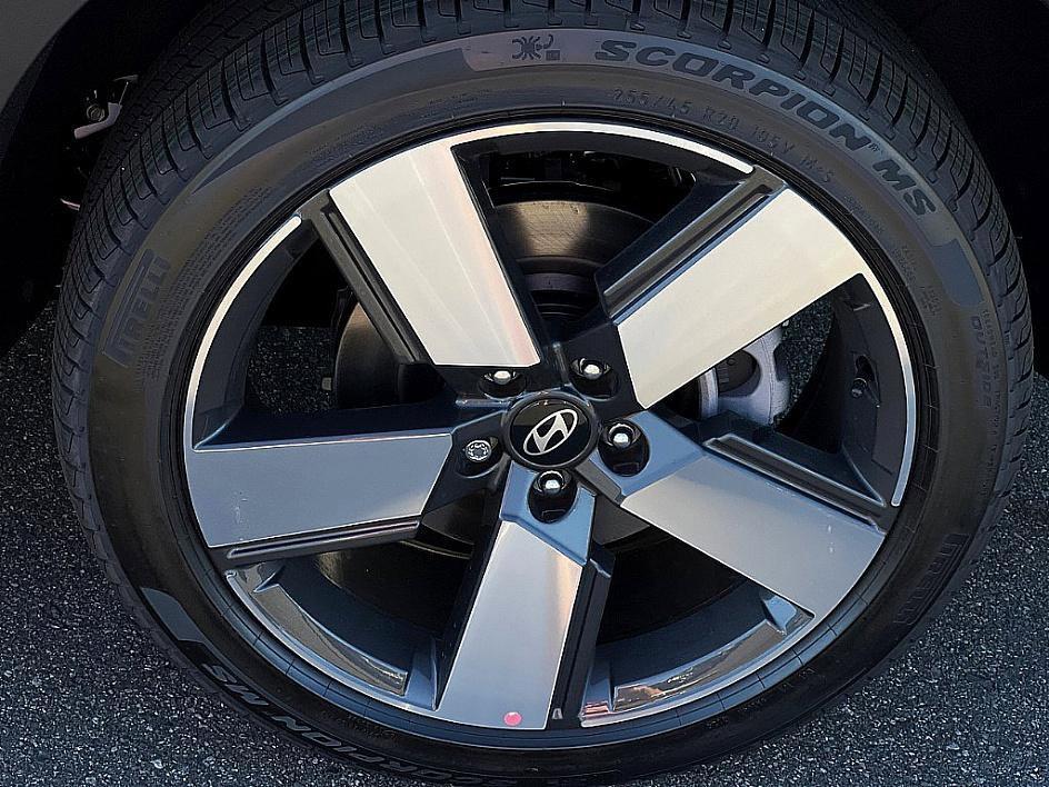 new 2025 Hyundai SANTA FE HEV car, priced at $46,133
