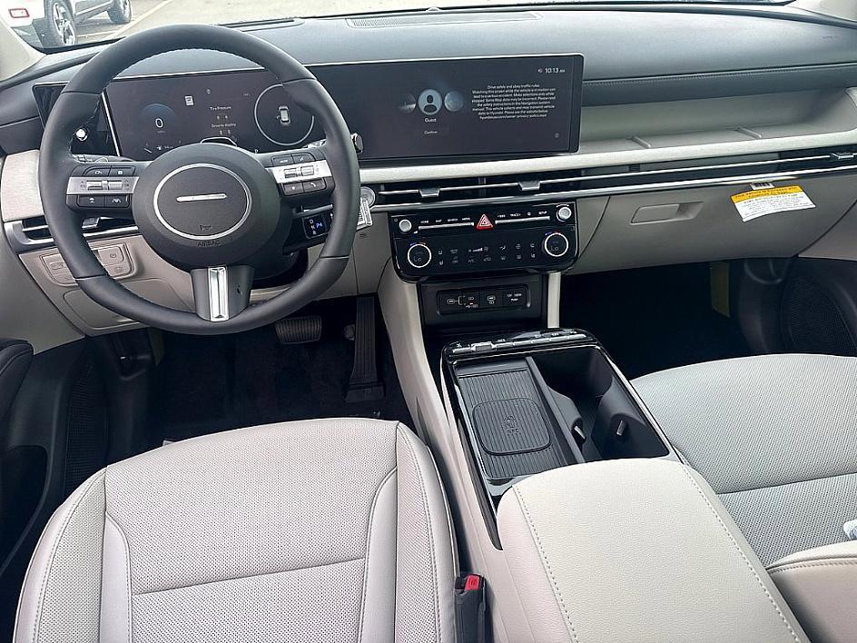new 2025 Hyundai TUCSON Hybrid car, priced at $39,147