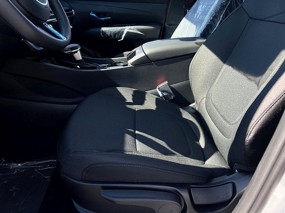 new 2025 Hyundai Tucson car, priced at $28,512