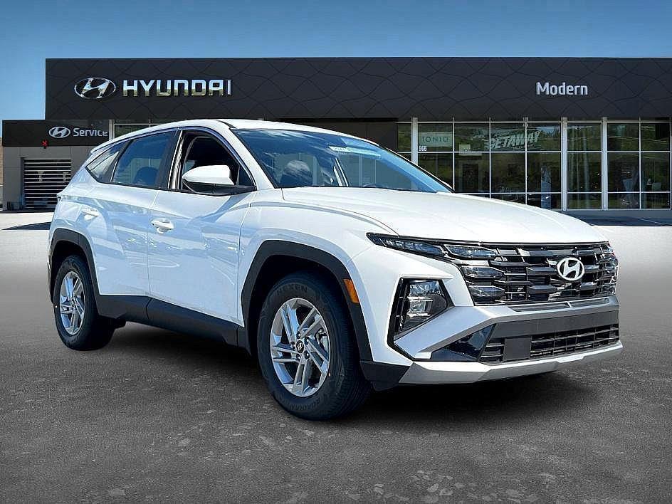 new 2025 Hyundai Tucson car, priced at $28,512