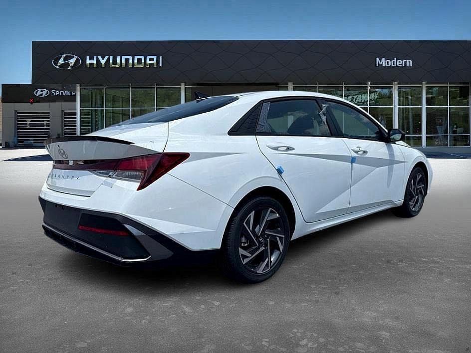 new 2025 Hyundai Elantra car, priced at $23,591