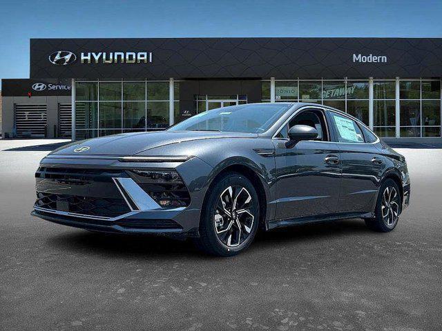new 2025 Hyundai Sonata Hybrid car, priced at $30,324