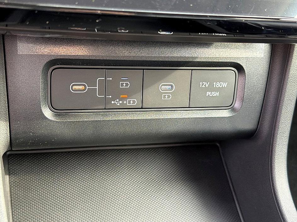 new 2026 Hyundai TUCSON Hybrid car, priced at $32,435