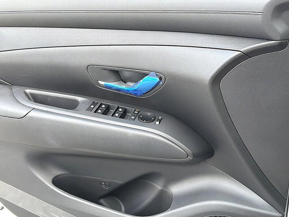 new 2026 Hyundai TUCSON Hybrid car, priced at $32,435