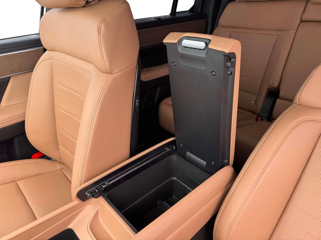 new 2026 Hyundai SANTA FE HEV car, priced at $46,210