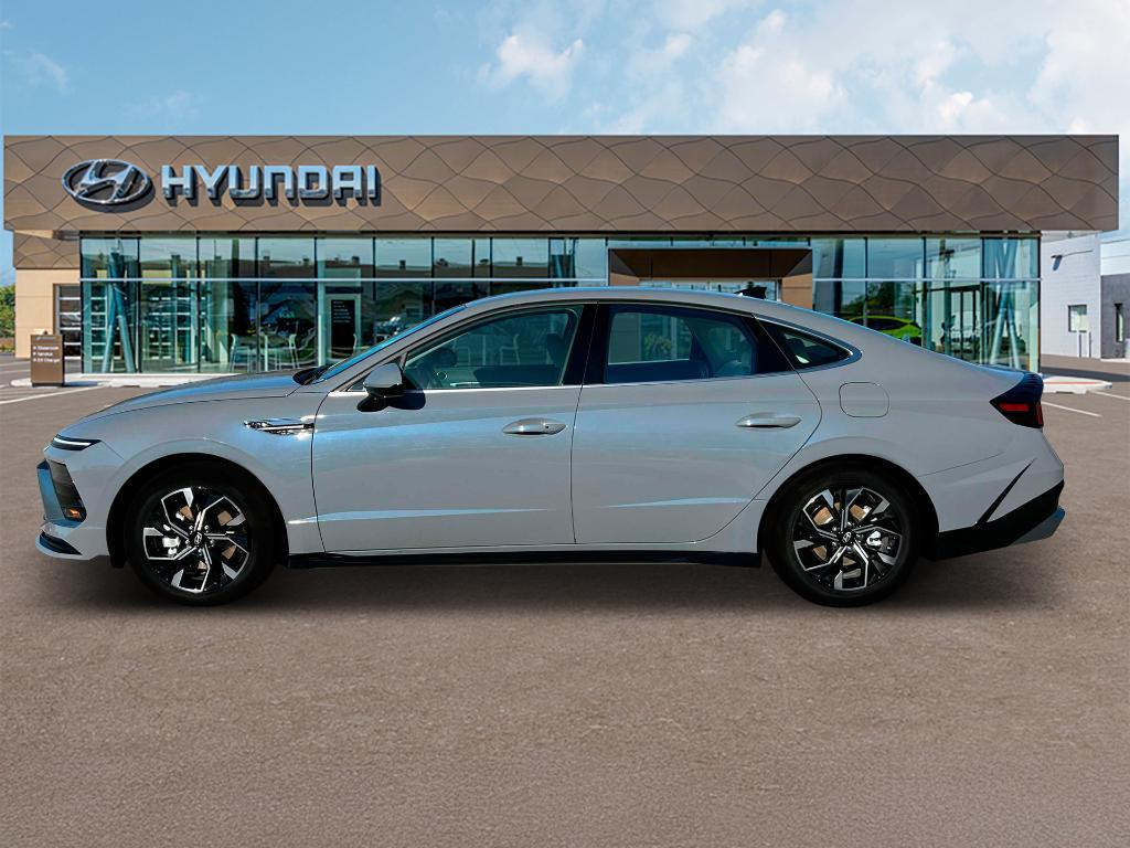 new 2025 Hyundai Sonata car, priced at $28,454
