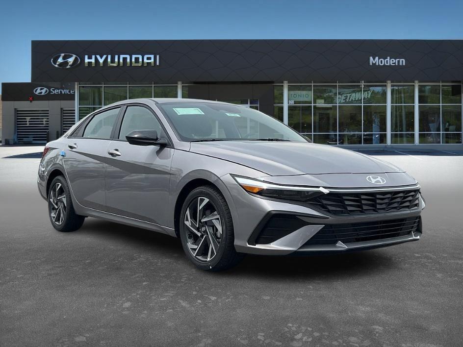 new 2025 Hyundai Elantra car, priced at $23,104