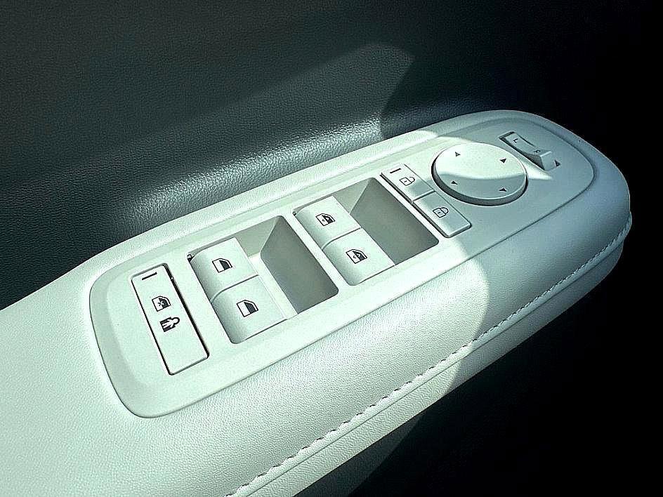 new 2026 Hyundai SANTA FE HEV car, priced at $37,032