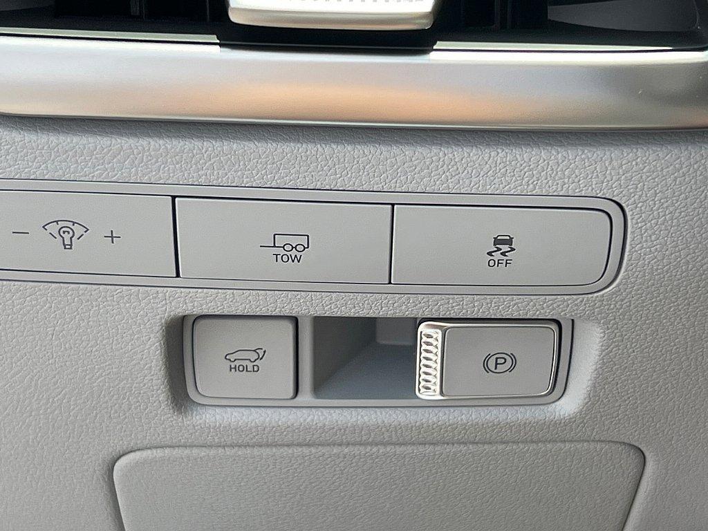 used 2025 Hyundai Palisade car, priced at $37,988