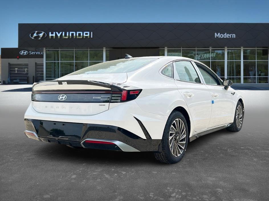 new 2025 Hyundai Sonata Hybrid car, priced at $31,869
